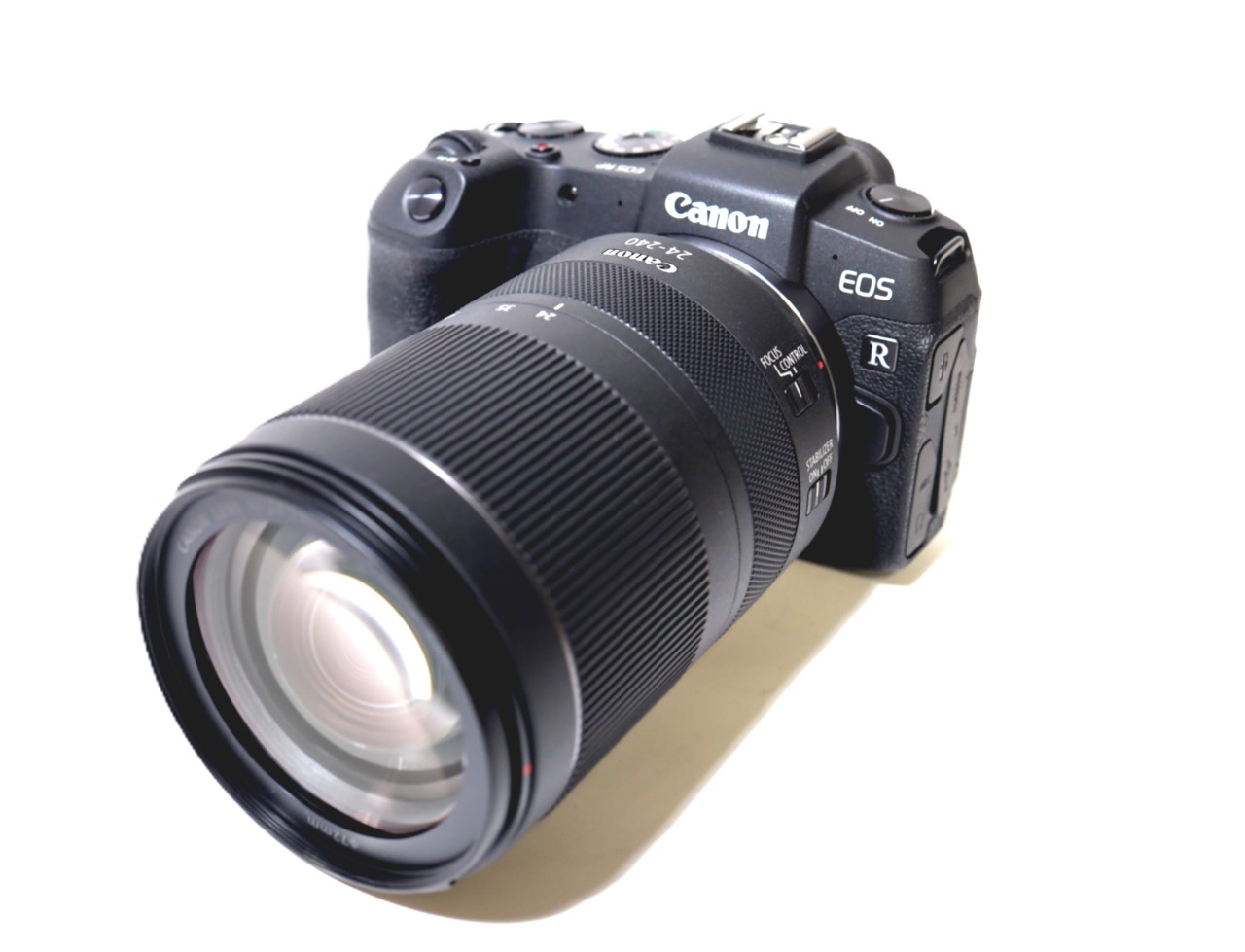 [USED]u060055　EOS&nbsp;RP&nbsp;RF24-240&nbsp;IS&nbsp;USM&nbsp;レンズキット