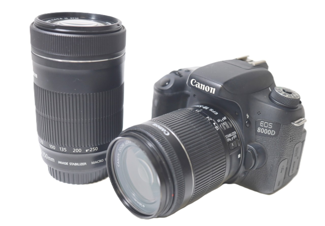 [USED]u060521&nbsp;EOS&nbsp;8000D&nbsp;ダブルズームキット