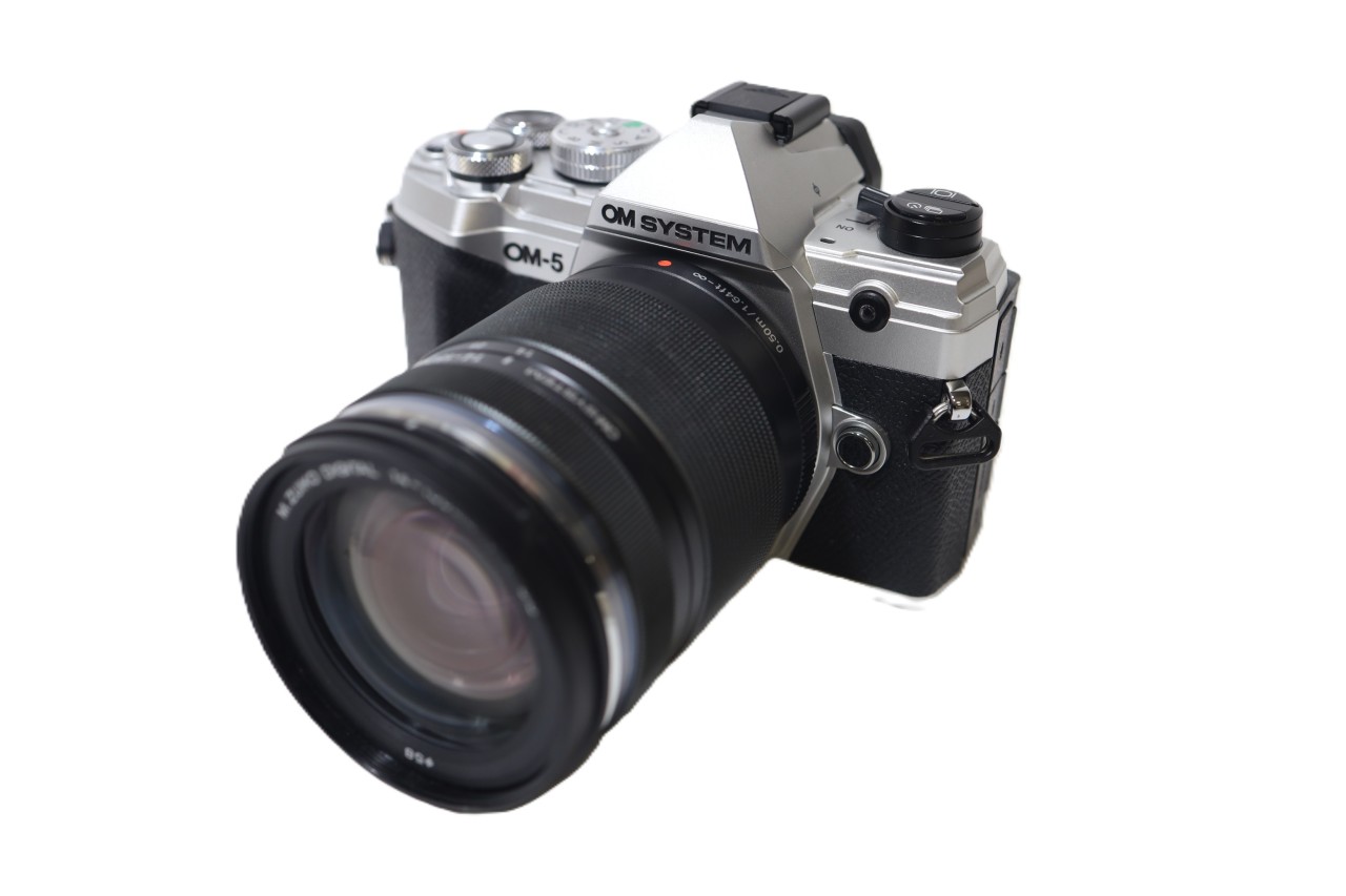 [USED]u060846&nbsp;OM&nbsp;SYSTEM&nbsp;OM-5&nbsp;14-150mm&nbsp;II&nbsp;レンズキット&nbsp;[シルバー]