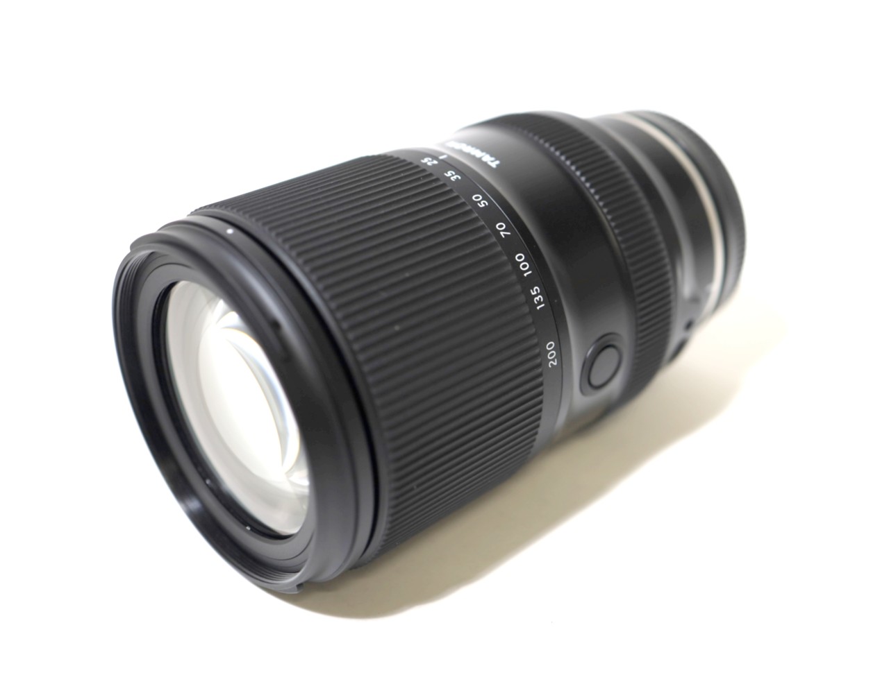 [USED]u061356&nbsp;25-200mm&nbsp;F/2.8-5.6&nbsp;Di&nbsp;III&nbsp;VXD&nbsp;G2&nbsp;(Model&nbsp;A075)&nbsp;[SONY-E]