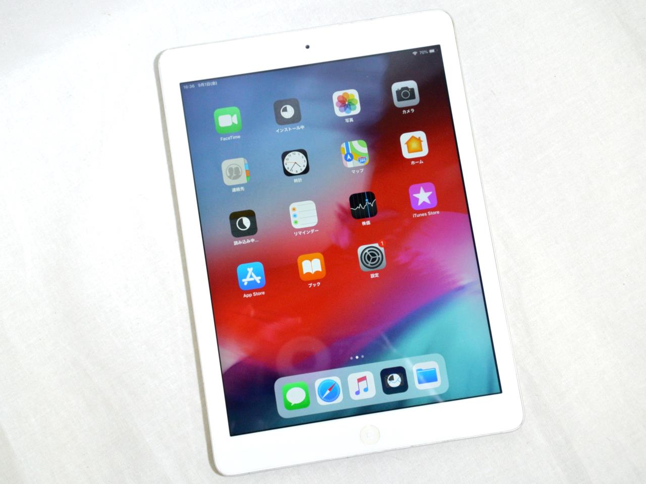 iPad Air Wi-Fiモデル 16GB MD788J/A [シルバー]