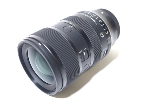 [USED]u060182&nbsp;17-40mm&nbsp;F1.8&nbsp;DC&nbsp;[フジフイルム用]