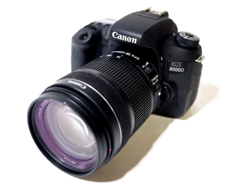 [USED]u060465&nbsp;EOS&nbsp;8000D/18-135mm&nbsp;STMレンズキット