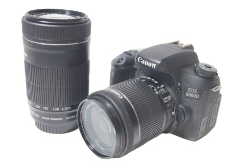 [USED]u060521&nbsp;EOS&nbsp;8000D&nbsp;ダブルズームキット