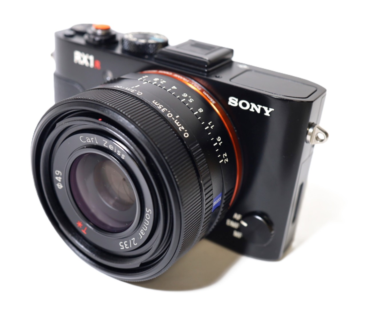 �T�C�o�[�V���b�g DSC-RX1R