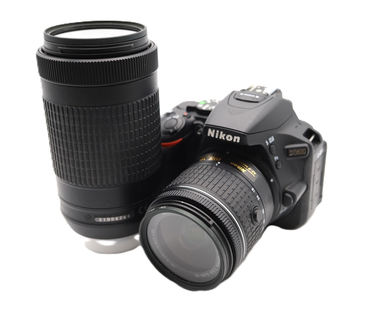 D5600 ダブルズームキット 中古価格比較 - 価格.com
