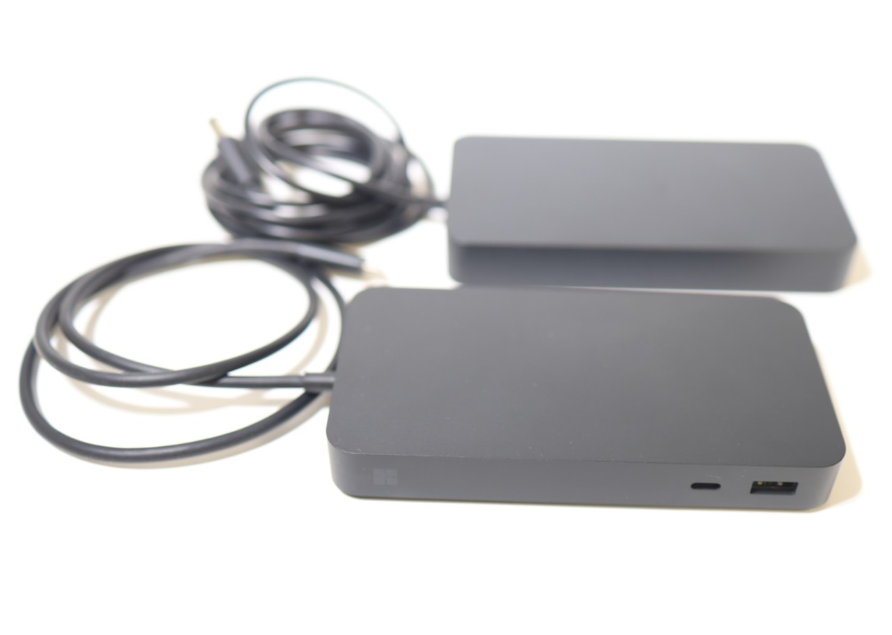 [USED]u061237&nbsp;Surface&nbsp;Thunderbolt&nbsp;4&nbsp;ドック&nbsp;T8H-00013
