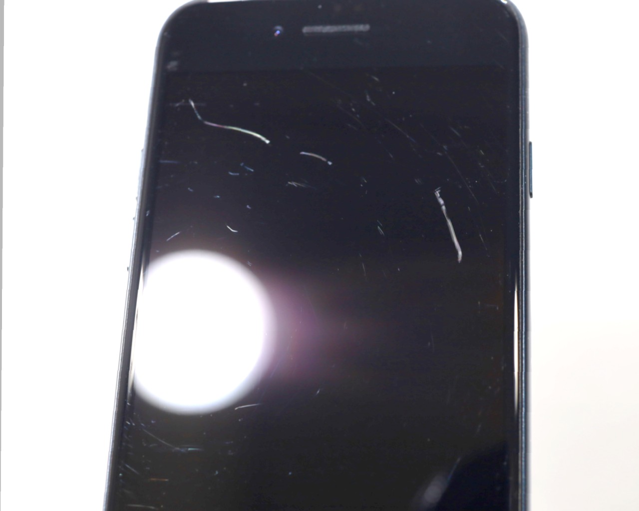 iPhone SE (��3����) 64GB SIM�t���[ [�~�b�h�i�C�g]�̐��i�摜4