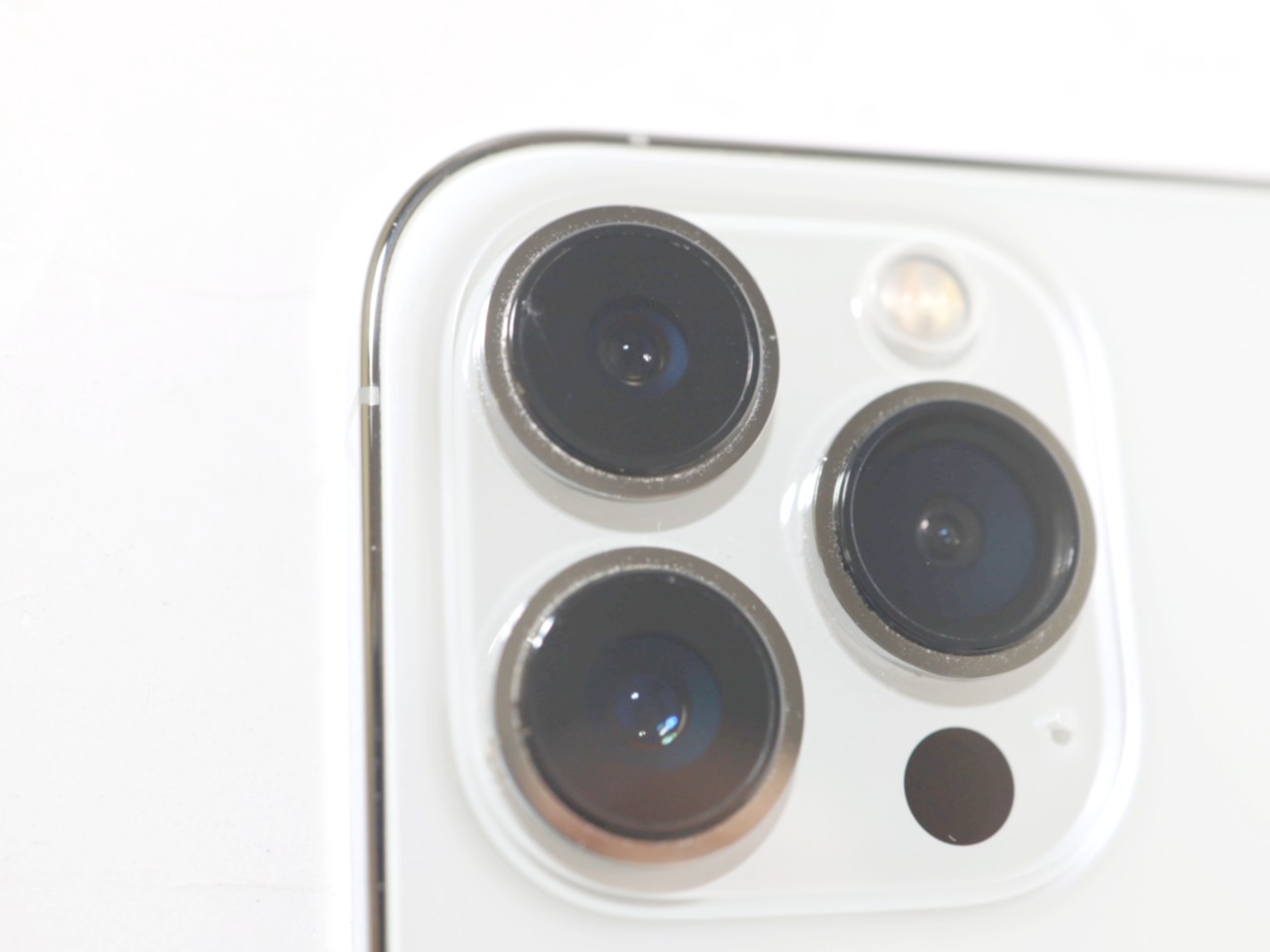 iPhone 13 Pro 128GB SIM�t���[ [�V���o�[]�̐��i�摜4