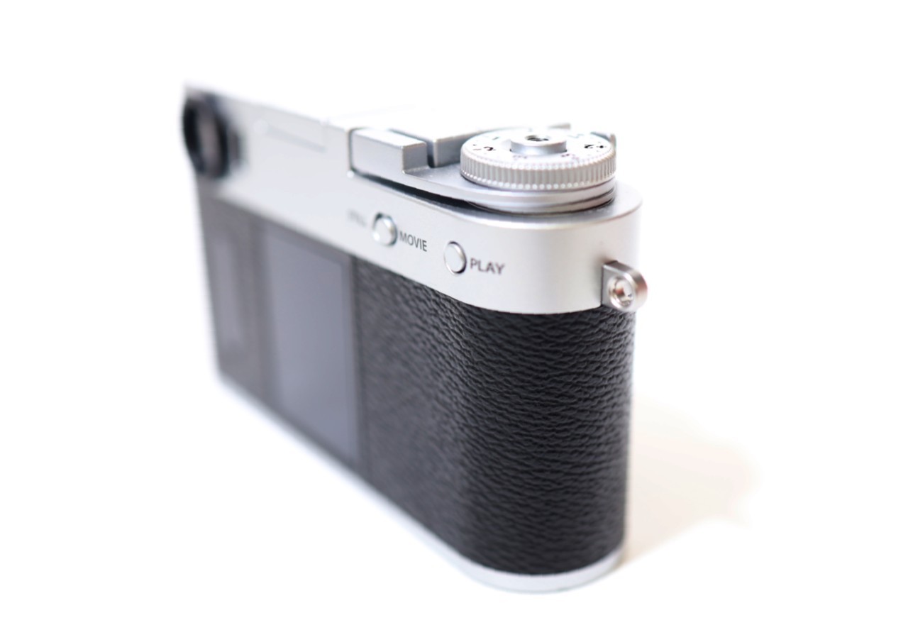 FUJIFILM X-HF1 [�V���o�[]