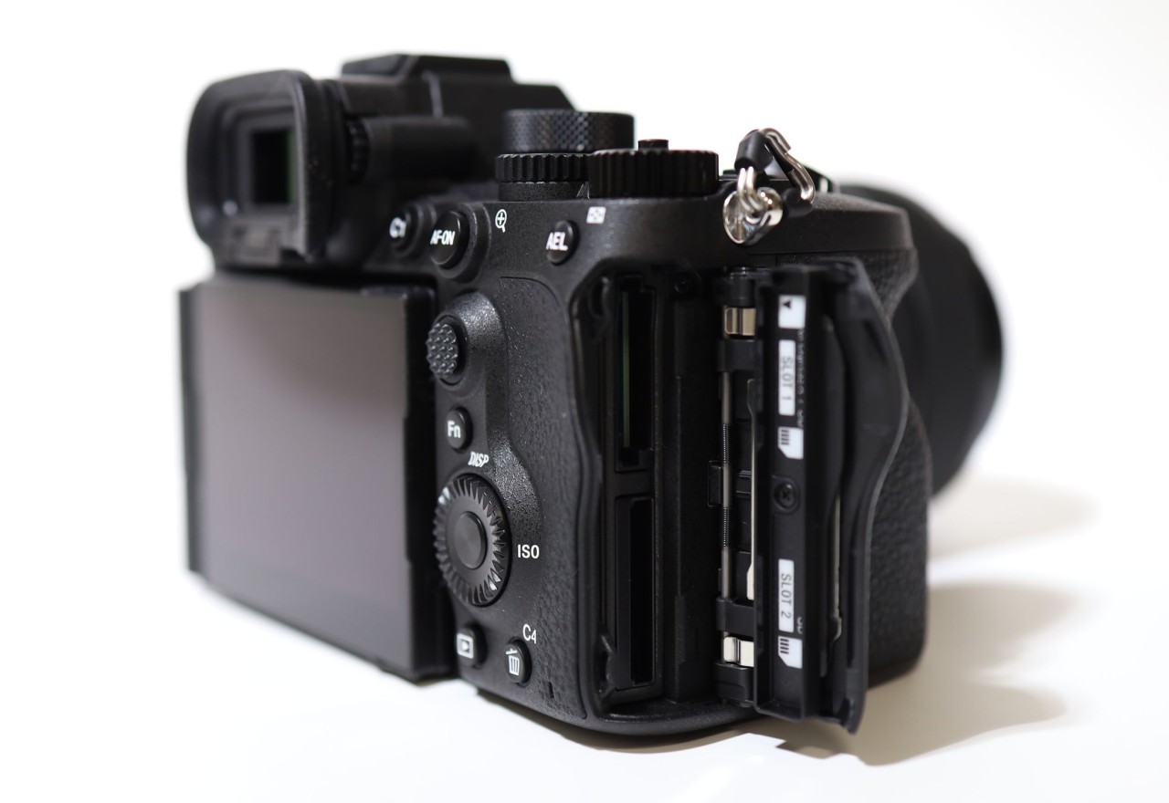 ��7 V ILCE-7M5M �Y�[�������Y�L�b�g