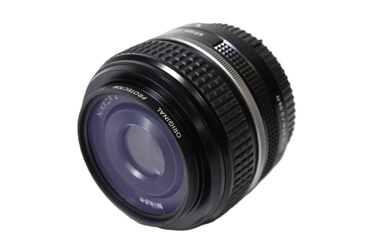 NIKKOR Z 40mm f/2 (SE)