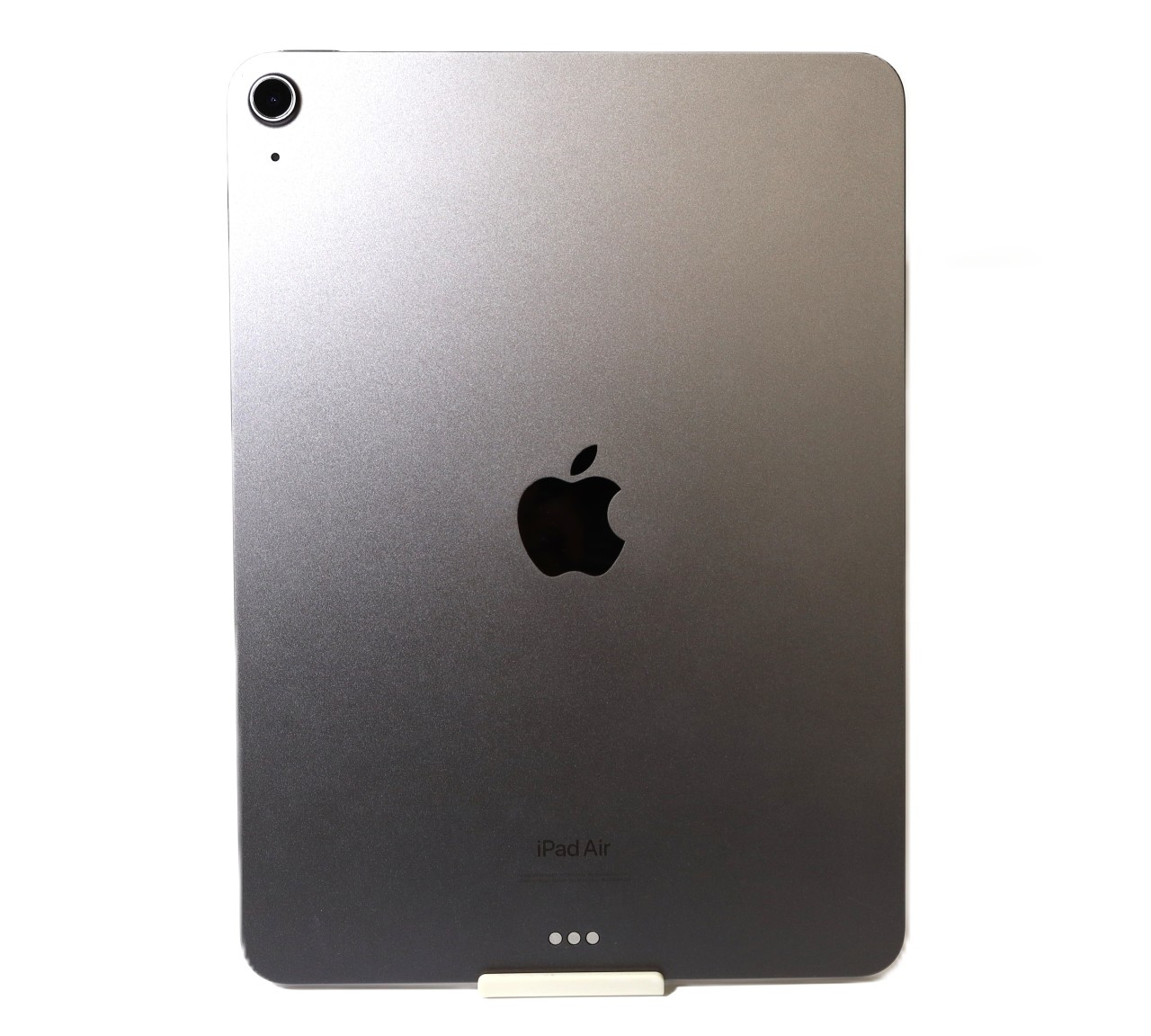 iPad Air 10.9�C���` ��5���� Wi-Fi 256GB 2022�N�t���f�� MM9L3J/A [�X�y�[�X�O���C]