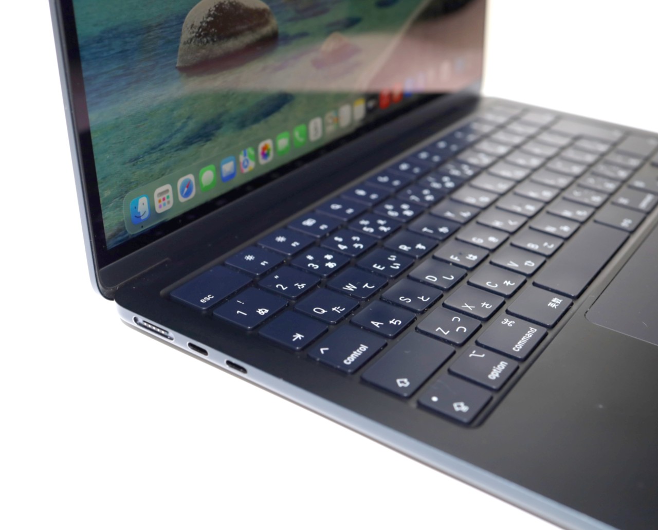 MacBook Air Liquid Retina�f�B�X�v���C 13.6 MLY43J/A [�~�b�h�i�C�g]
