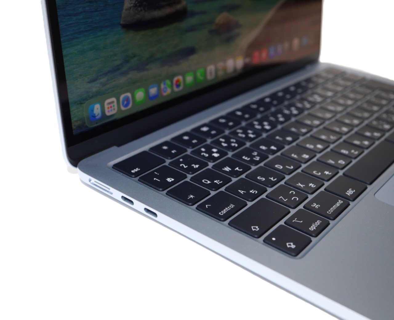 MacBook Air 13.6�C���` Liquid Retina�f�B�X�v���C Early 2025�EM4�E������16GB�ESSD256GB���ڃ��f��